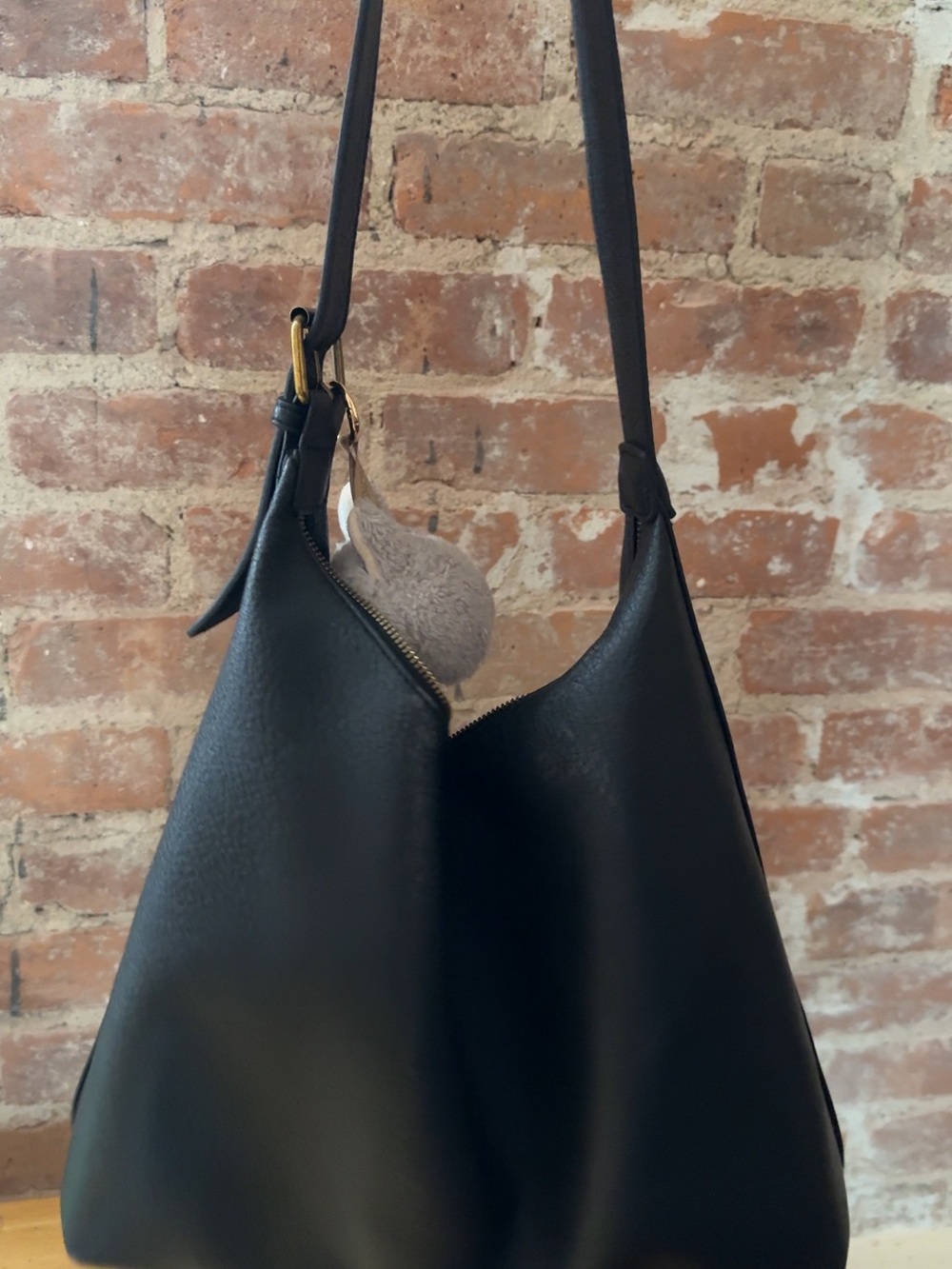 Old Navy black shoulder bag